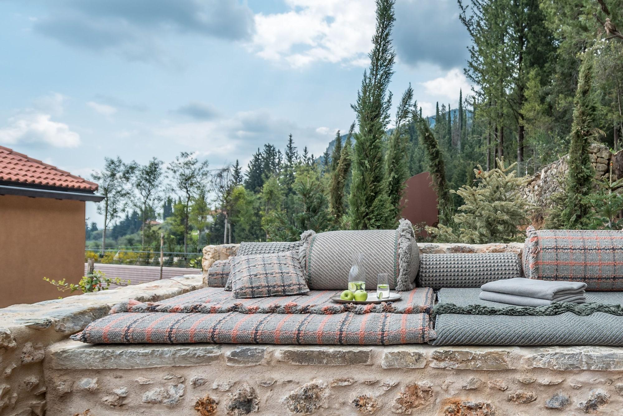 Euphoria Retreat - A Holistic Wellbeing Destination Spa Mystras Buitenkant foto