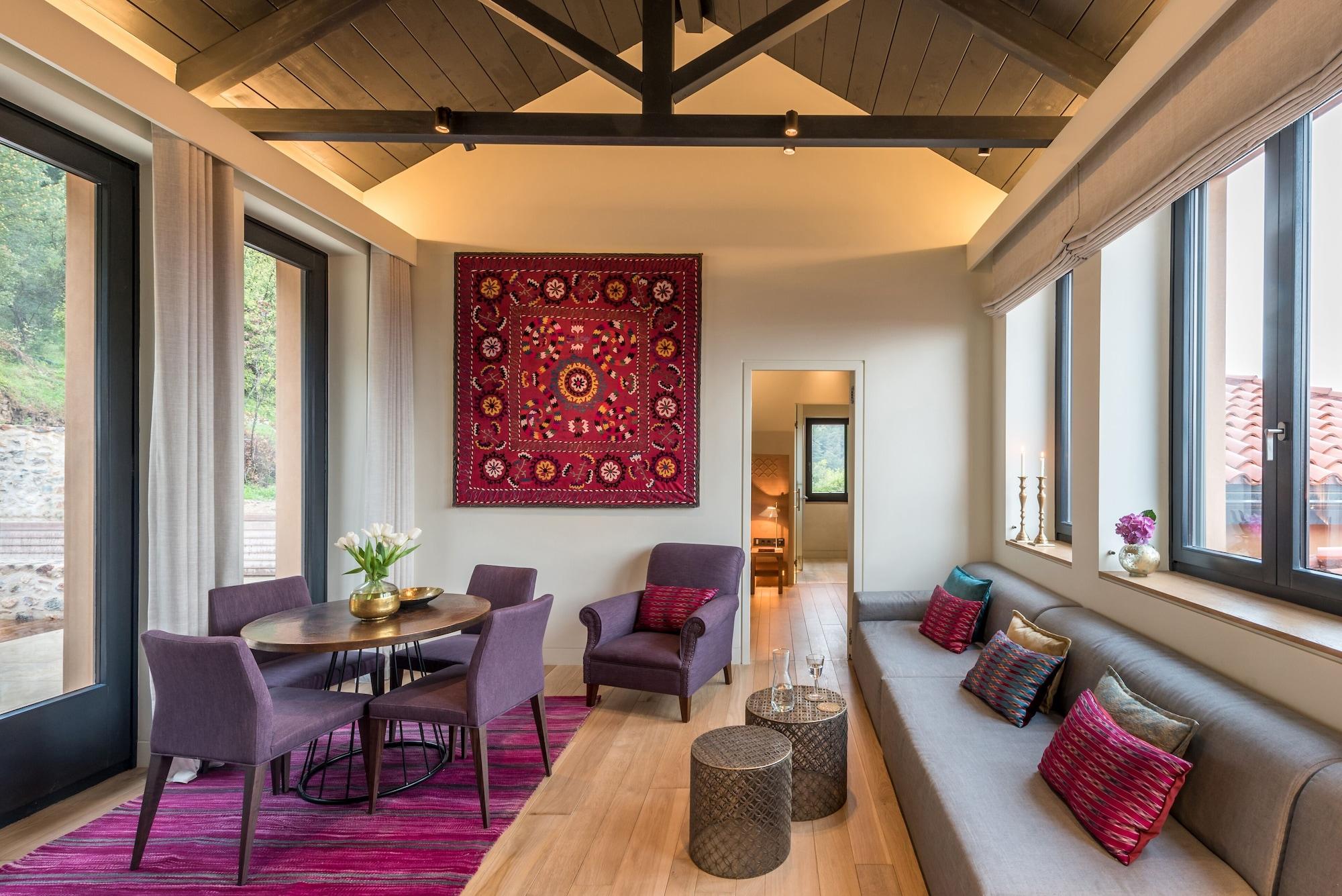 Euphoria Retreat - A Holistic Wellbeing Destination Spa Mystras Buitenkant foto